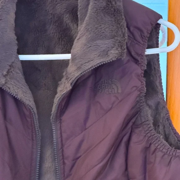 Northface Reversible Vest Size L - Picture 2 of 4
